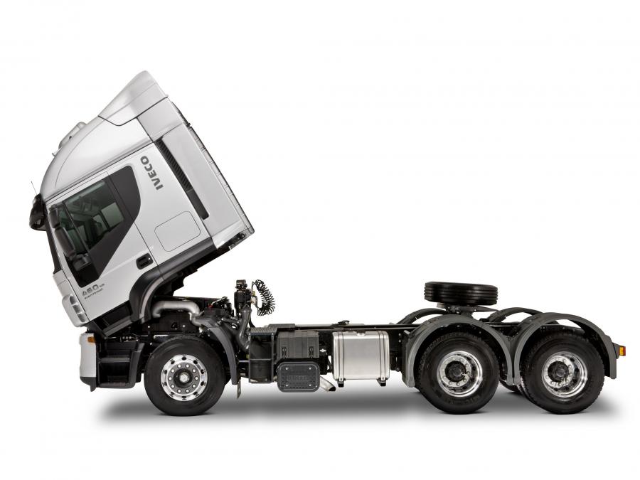  Iveco Stralis NR460 6x4 2010 года  (фото 3 из 13)